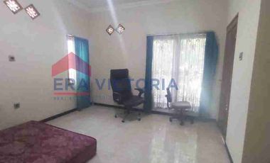 Dijual/Disewakan Rumah Pojok di jalan kembar dekat RS Delta Surya