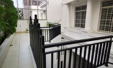 Rumah Bukit Golf Meditrania, Pik, uk 12x25, SHM, 4BR, Harga 12,88 milyar
