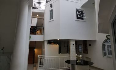 Rumah Bukit Golf Meditrania, Pik, uk 12x25, SHM, 4BR, Harga 12,88 milyar