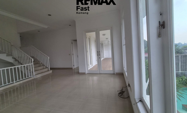 DISEWAKAN! RUMAH MEWAH CIPETE SELATAN