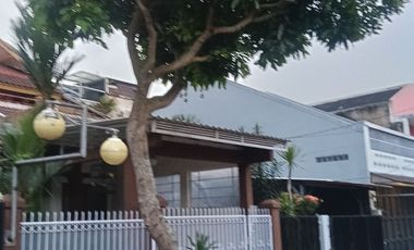 BARANG BAGUS Rumah 4 KAMAR TIDUR dekat Alun-alun Cimahi dijual MURAH