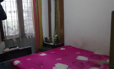 BARANG BAGUS Rumah 4 KAMAR TIDUR dekat Alun-alun Cimahi dijual MURAH