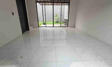 RUMAH KOTABARU PARAHYANGAN BARU DIBAWAH PASARAN