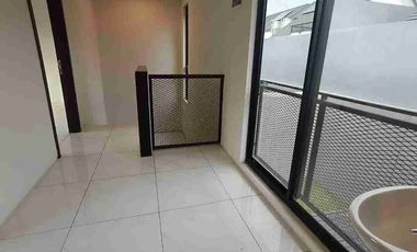 RUMAH KOTABARU PARAHYANGAN BARU DIBAWAH PASARAN