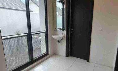 RUMAH KOTABARU PARAHYANGAN BARU DIBAWAH PASARAN