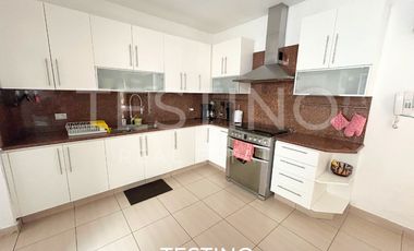 Alquilo Casa Moderna en Zona Exclusiva en San Isidro cerca a Golf