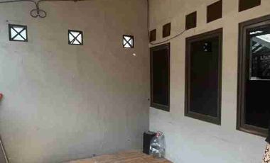 Disewa rumah baru renovasi Perumnas klender Jakarta timur