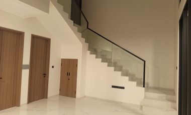 Rumah Baru Mewah Siap Huni di Cluster Hillary Summarecon Bandung