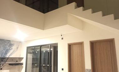 Rumah Baru Mewah Siap Huni di Cluster Hillary Summarecon Bandung