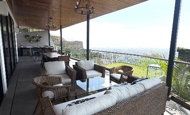 ✨ Residencia de lujo en Casuarinas: vistas infinitas, piscina privada, gimnasio y zona de parrilla premium