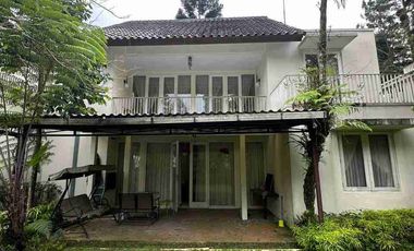 Dijual Villa di Rancamaya