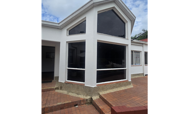 CASA CAMPESTRE  EN VENTA EN ANAPOIMA LCT