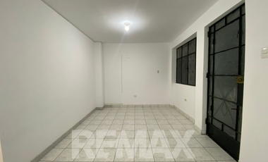 🏡✨ ¡𝐀𝐥𝐪𝐮𝐢𝐥𝐚 mini 𝐝𝐞𝐩𝐚𝐫𝐭𝐚𝐦𝐞𝐧𝐭𝐨 cerca del Mall Aventura SJL y Estación Pirámide del Sol – 𝐒𝐚𝐧 𝐉𝐮𝐚𝐧 𝐝𝐞 𝐋𝐮𝐫𝐢𝐠𝐚𝐧𝐜𝐡𝐨❗