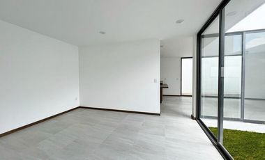 Casa Nueva en Renta – Altozano Morelia | con sala de TV, Vista Panorámica y Esquina junto a Área Verde