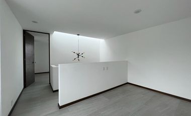 Casa Nueva en Renta – Altozano Morelia | con sala de TV, Vista Panorámica y Esquina junto a Área Verde