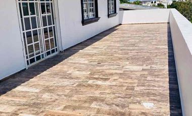 Torre de departamentos con amenidades