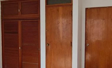 Vendo Casa de 2 plantas en Surco
