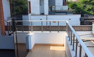 Vendo Casa de 2 plantas en Surco