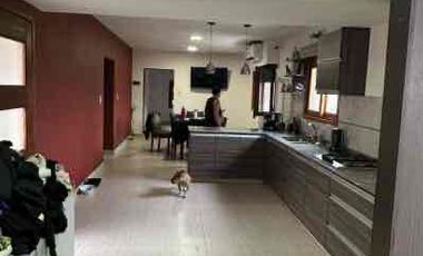 casa 4 ambientes Moron sur