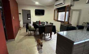 casa 4 ambientes Moron sur