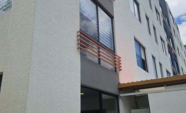 Departamento de venta, en Tumbaco, sector Ceramica