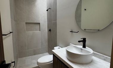 CASA EN RENTA AMUEBLADA AL NORTE DE AGUSCALIENTES FRACC. ANDREA RESIDENCIAL