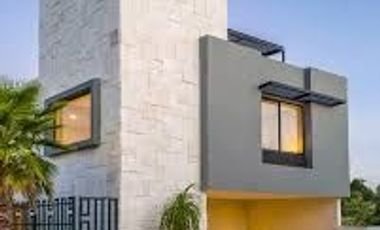 CASA EN RENTA AMUEBLADA AL NORTE DE AGUSCALIENTES FRACC. ANDREA RESIDENCIAL