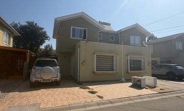 VENDO CASA EN CONDOMINIO LIMACHE
