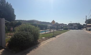 VENDO CASA EN CONDOMINIO LIMACHE