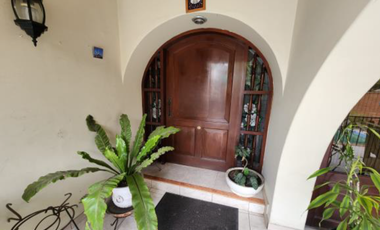 En Venta Amplia Casa de 1 Piso + Azotea en Surco