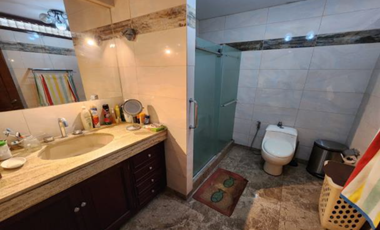 En Venta Amplia Casa de 1 Piso + Azotea en Surco