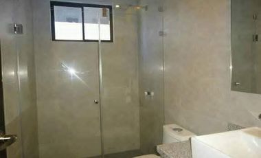 Departamento en arriendo Bosmediano 2 dormitorios con balcón y parqueadero