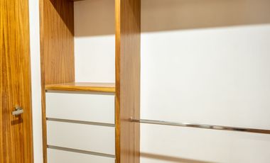 Residencia de lujo en Venta en Puerta Las Lomas, 6 habitaciones, 6 autos, cuarto de servicio, con casa club.
