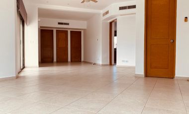 Departamento en Renta en Isla Dorada – 3 Recámaras con Terraza y Amenidades Premium