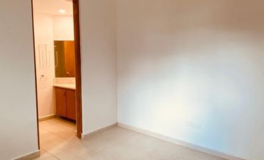 Departamento en Renta en Isla Dorada – 3 Recámaras con Terraza y Amenidades Premium