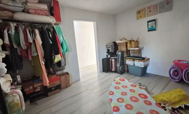 Casa REMODELADA EN VENTA en LOMA BONITA, a cuadra y 1/2 de Av. Tabachines