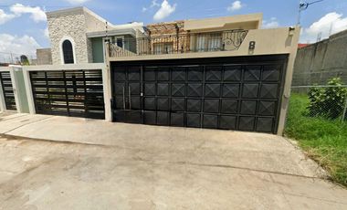 Casa en Venta en Zapotlán el Grande, Col. La Central, Jalisco. MRS*
