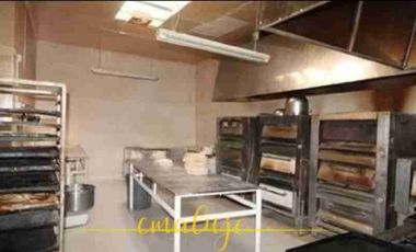 LOCAL ARRIENDO C/CAMARA DE FRIO RGUA..