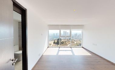 PRECIOSO DEPARTAMENTO EN RENTA EN FIVE BOSQUE REAL.