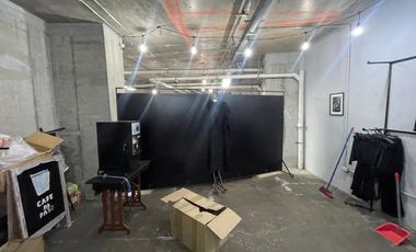 ARRIENDO Local comercias de 129,17 m2 Centro Comercial Metro Los Leones
