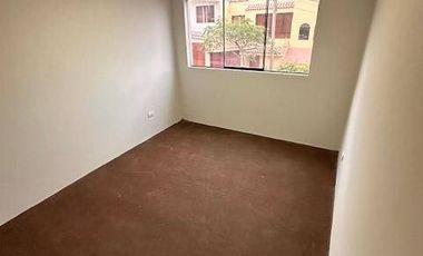 DÚPLEX EN VENTA EN LA MOLINA- PRIMER Y SEGUNDO PISO CON TERRAZA