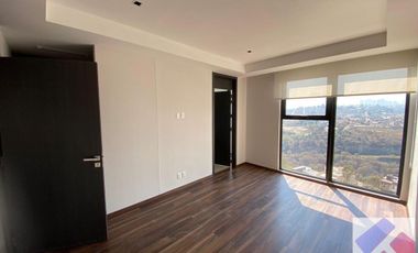 PRECIOSO DEPARTAMENTO CON VISTA A CAMPO DE GOLF EN BOSQUE REAL