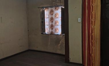 CASA ANTIGUA EN QUINTA NORMAL CALLE SANTA GENOVEVA CON ANDES A CUADRAS METRO GRUTA DE LOURDES