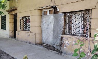 CASA ANTIGUA EN QUINTA NORMAL CALLE SANTA GENOVEVA CON ANDES A CUADRAS METRO GRUTA DE LOURDES