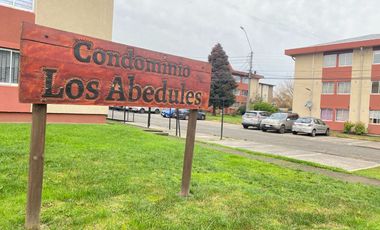 Venta Departamento Condominio Los Abedules 3 dormitorios 1 baño cocina independiente logia estacionamiento
