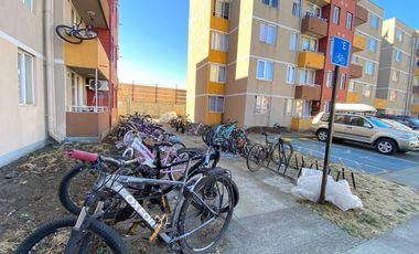 Excelente Oportunidad Venta Departamento en Condominio ALtos Lomas del Carmen 3 dormitorios 1 baño terraza estacionamiento consergeria