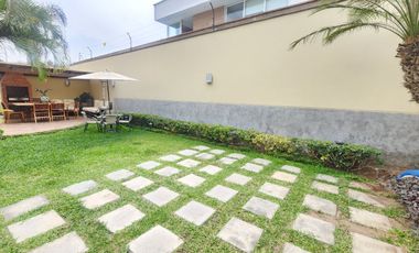 Acogedora Casa de 2 Pisos en Condominio Residencial Sol de La Molina