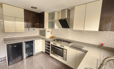 Acogedora Casa de 2 Pisos en Condominio Residencial Sol de La Molina