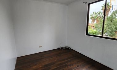 Se Arrienda Casa En condominio interior Comuna de Peñalolen