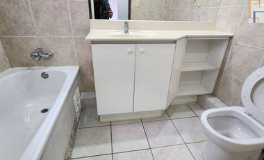 Se Arrienda Casa En condominio interior Comuna de Peñalolen